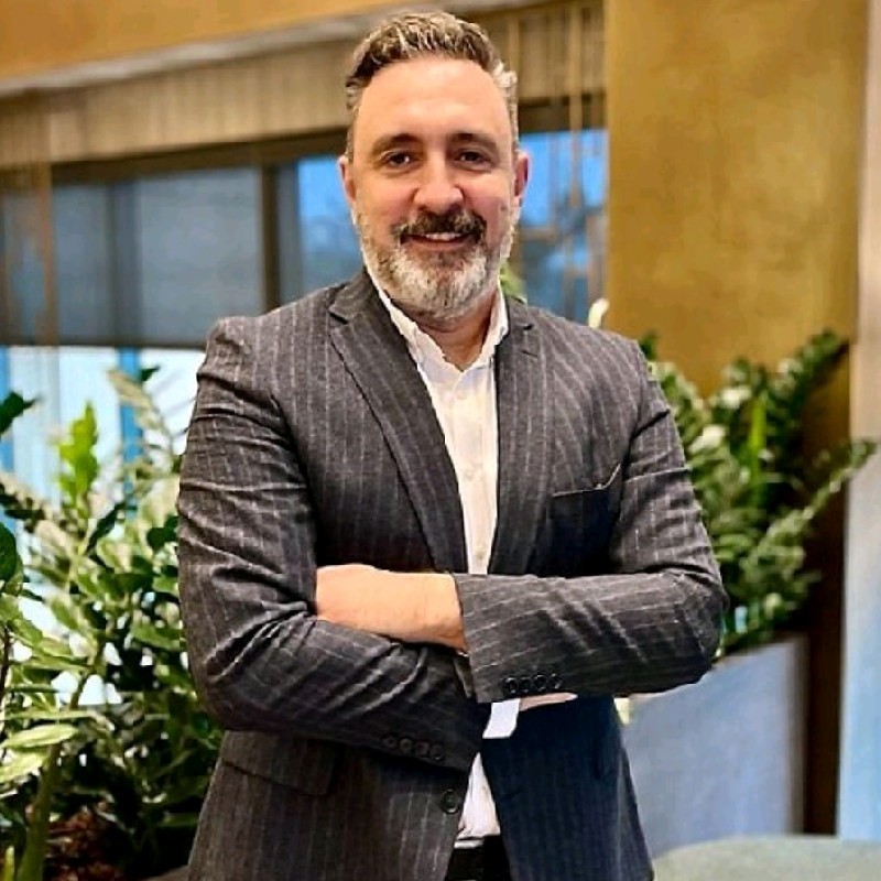 Özgür DOĞAN